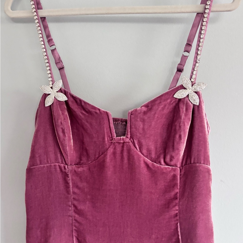 Reformation Pink Tank Top with Adjustable Straps and Structured Bodice